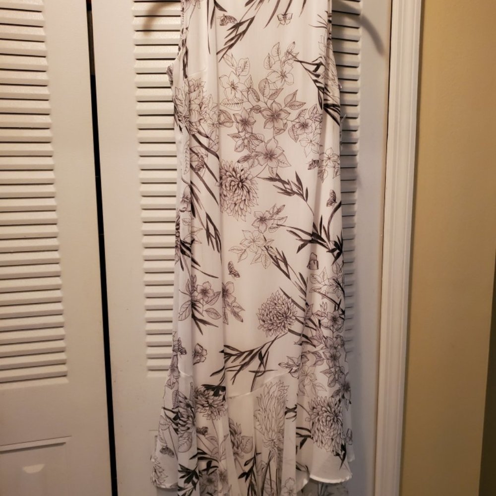 Black and White Calvin Klein  floral dress